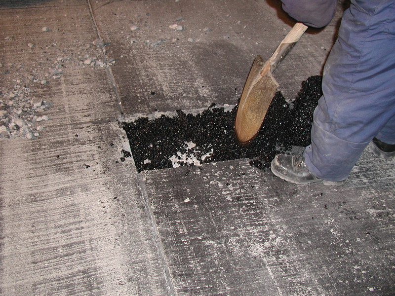Imagem Produto SOS Asfaltos - Trabalho asfalto perma patch aeroporto